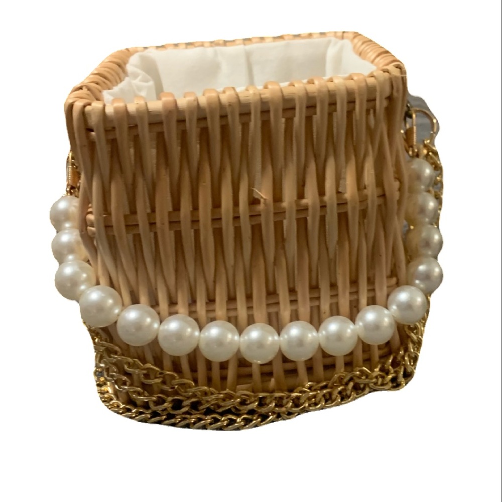 1 left! Faux Pearl Rattan Khaki Small Bucket Bag - Picture 9 of 16
